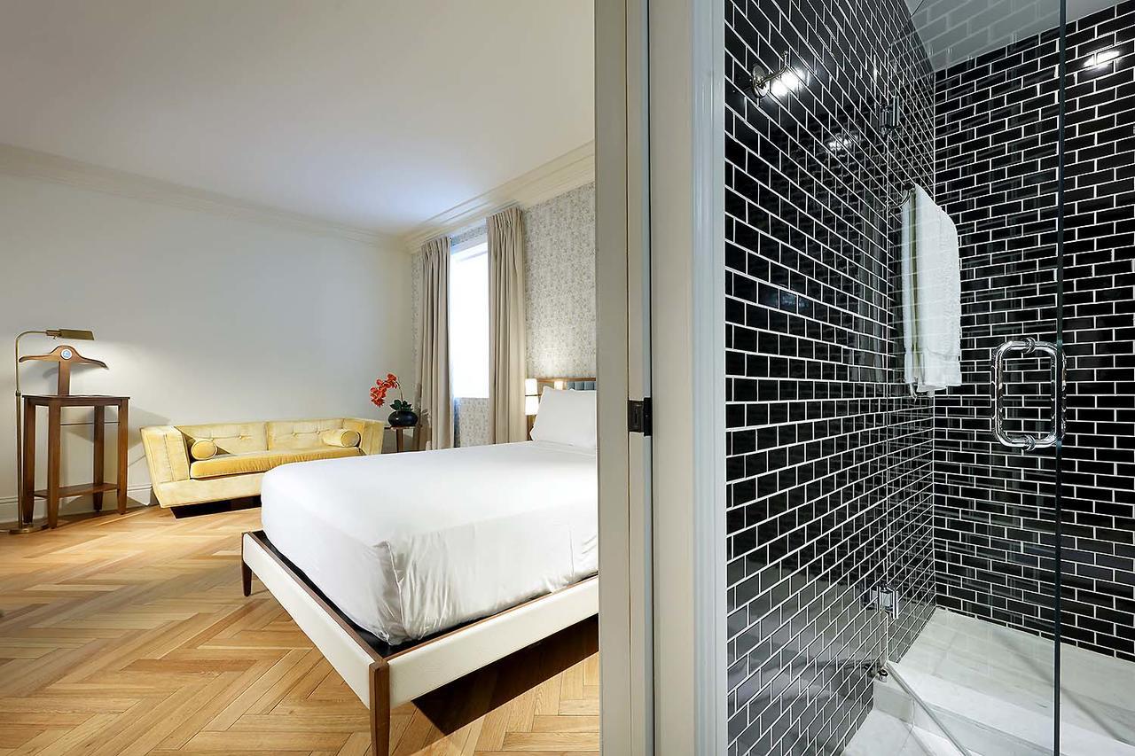 Connected Rooms
